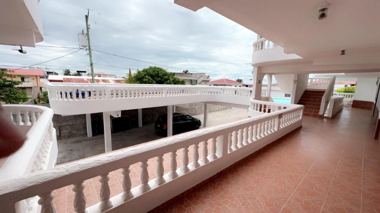 Las Palmas Hotel Corozal Kültér fotó