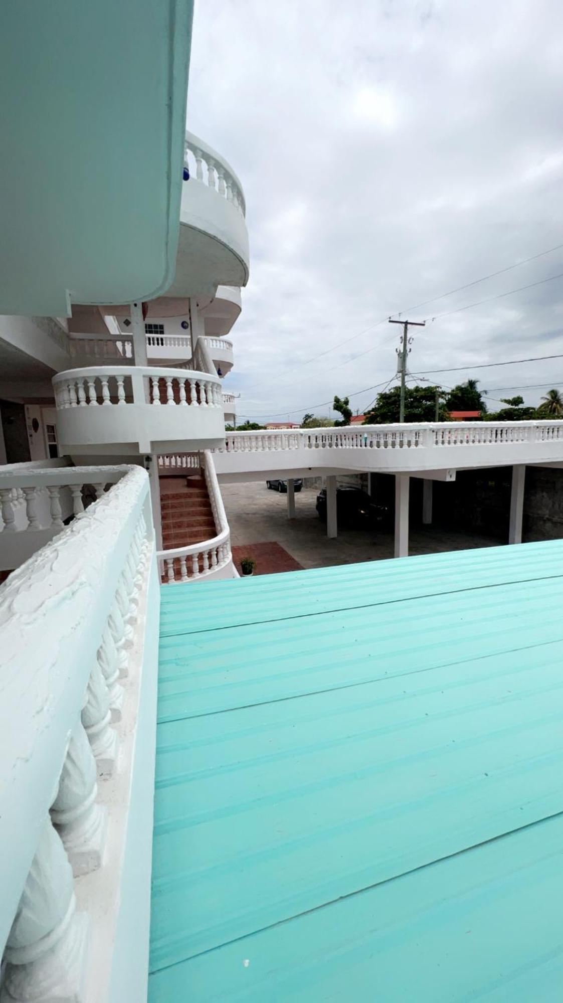 Las Palmas Hotel Corozal Kültér fotó