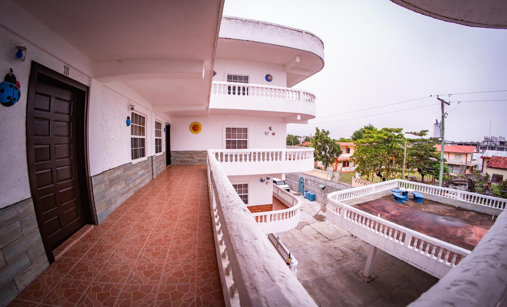 Las Palmas Hotel Corozal Kültér fotó